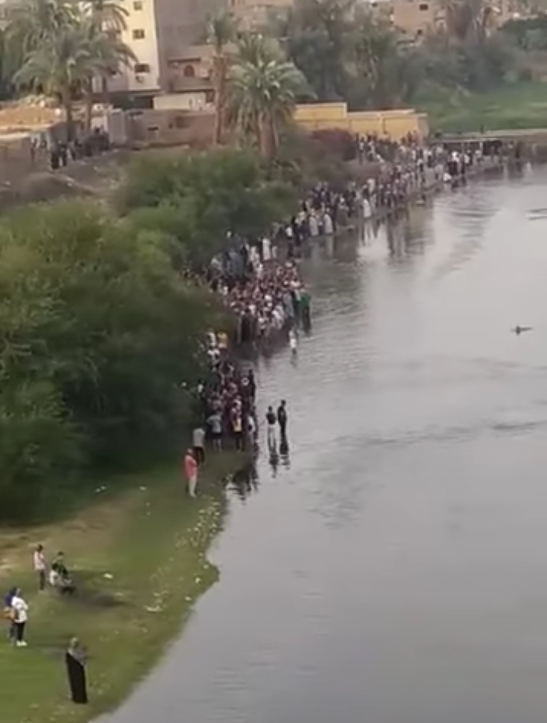 أثناء البحث عن الطفل 