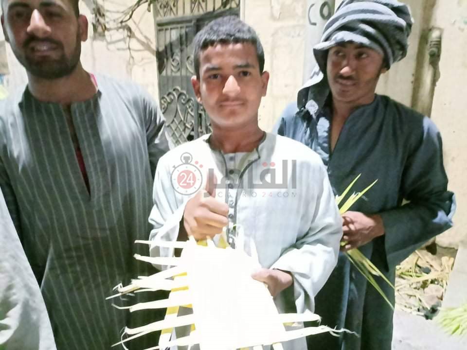 شراء سعف النخيل احتفالا بأحد الشعانين 11