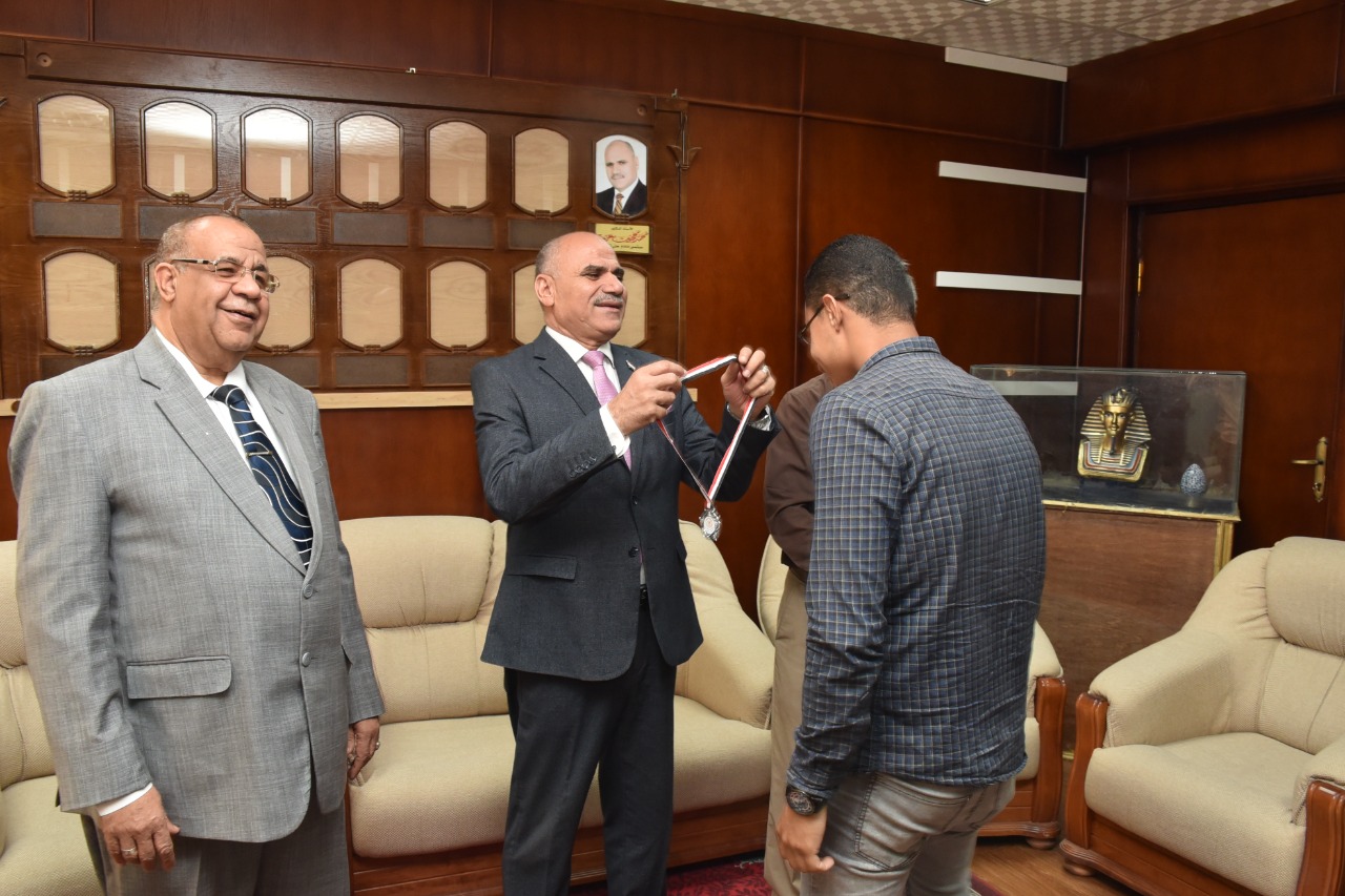 الفائزين فى مهرجان التميز الرياضي