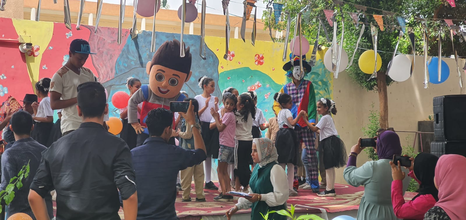 الاحتفال بيوم اليتيم 