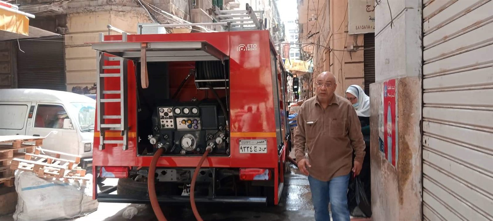 حريق هائل بمحال تجارية فى الإسكندرية 