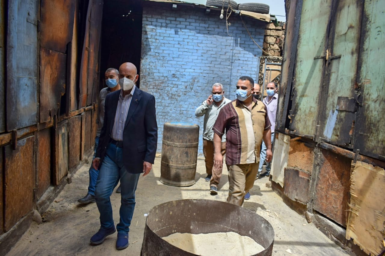 حملة على مصانع الأسماك بالشرقية 01