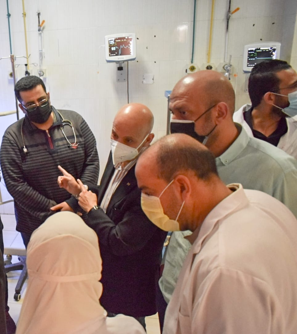 جولة وكيل وزارة الصحة للمركز الطبي والمستشفى المركزي في الحسينية 02