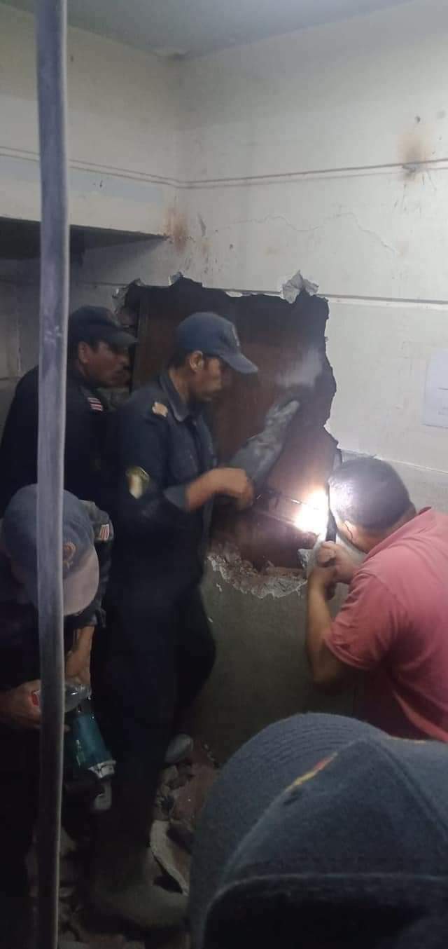 تعطل أسانسير بأسيوط 