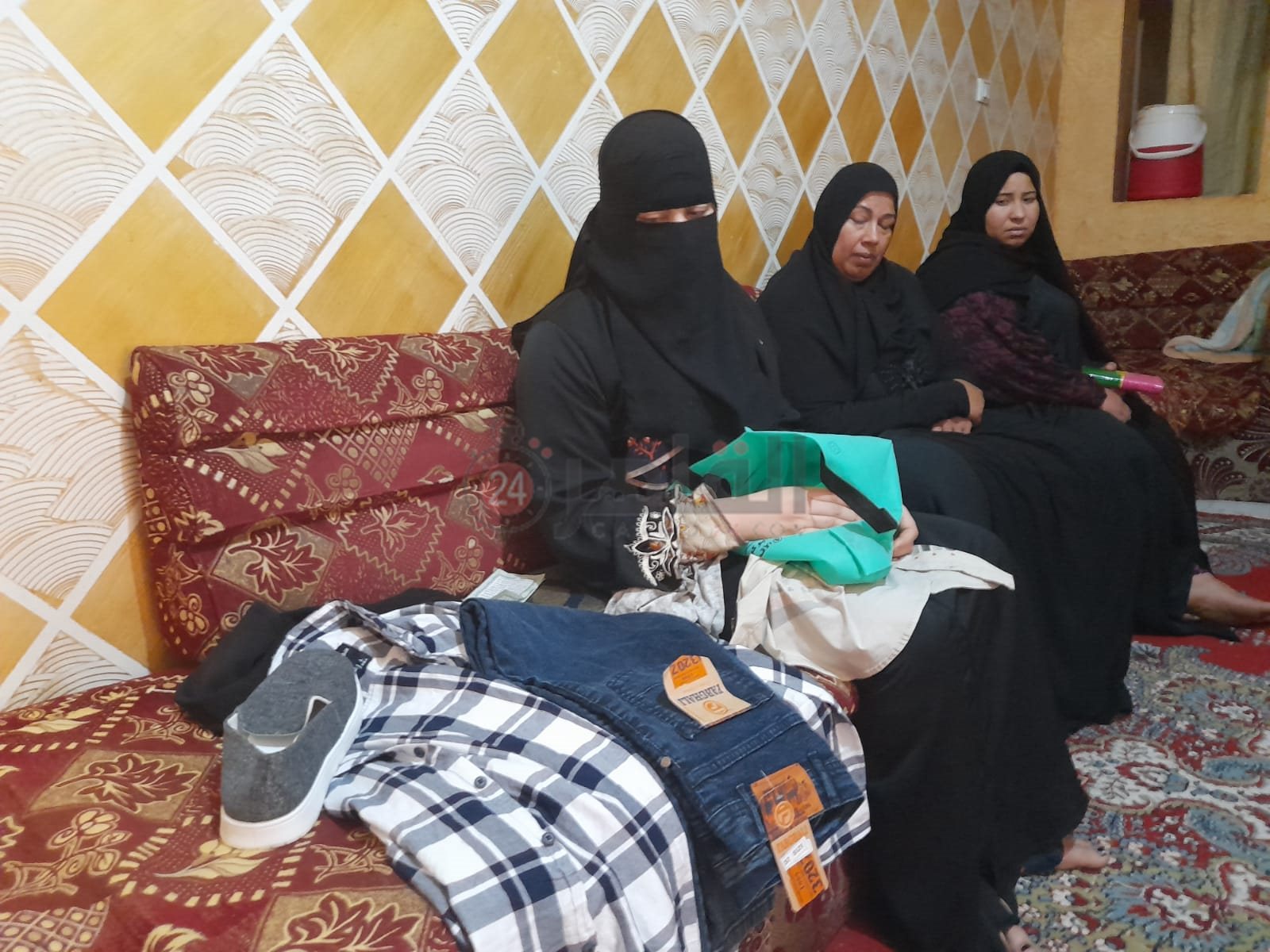 زوجة شهيد الشهامة أثناء حديثها لـ القاهرة 24