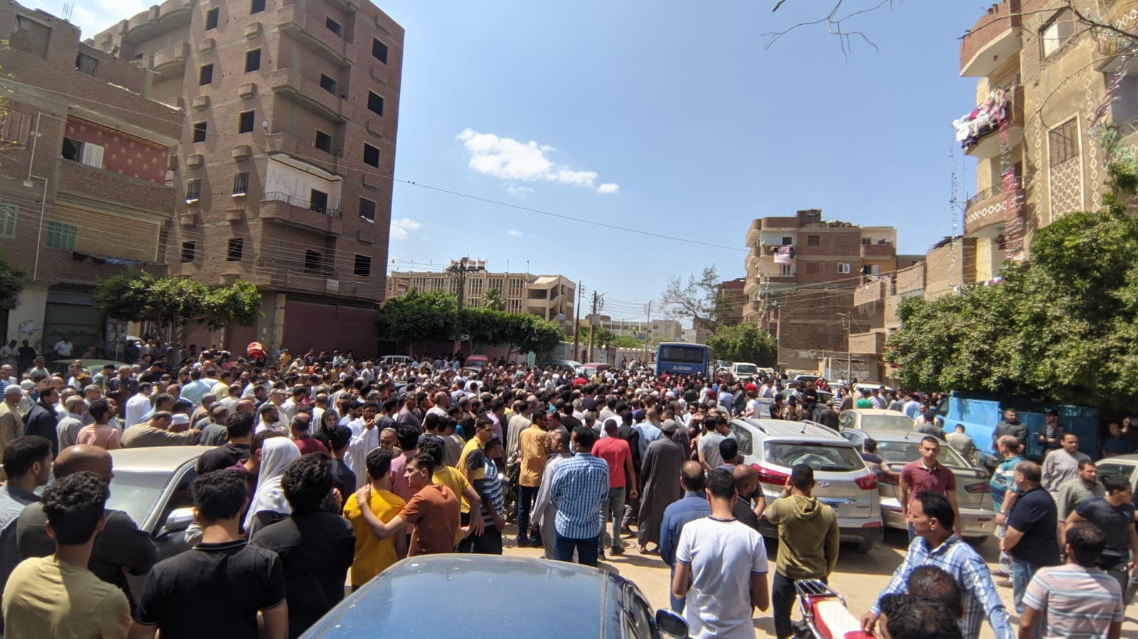 تشييع جنازة طلاب حادث ترعة المنوفية