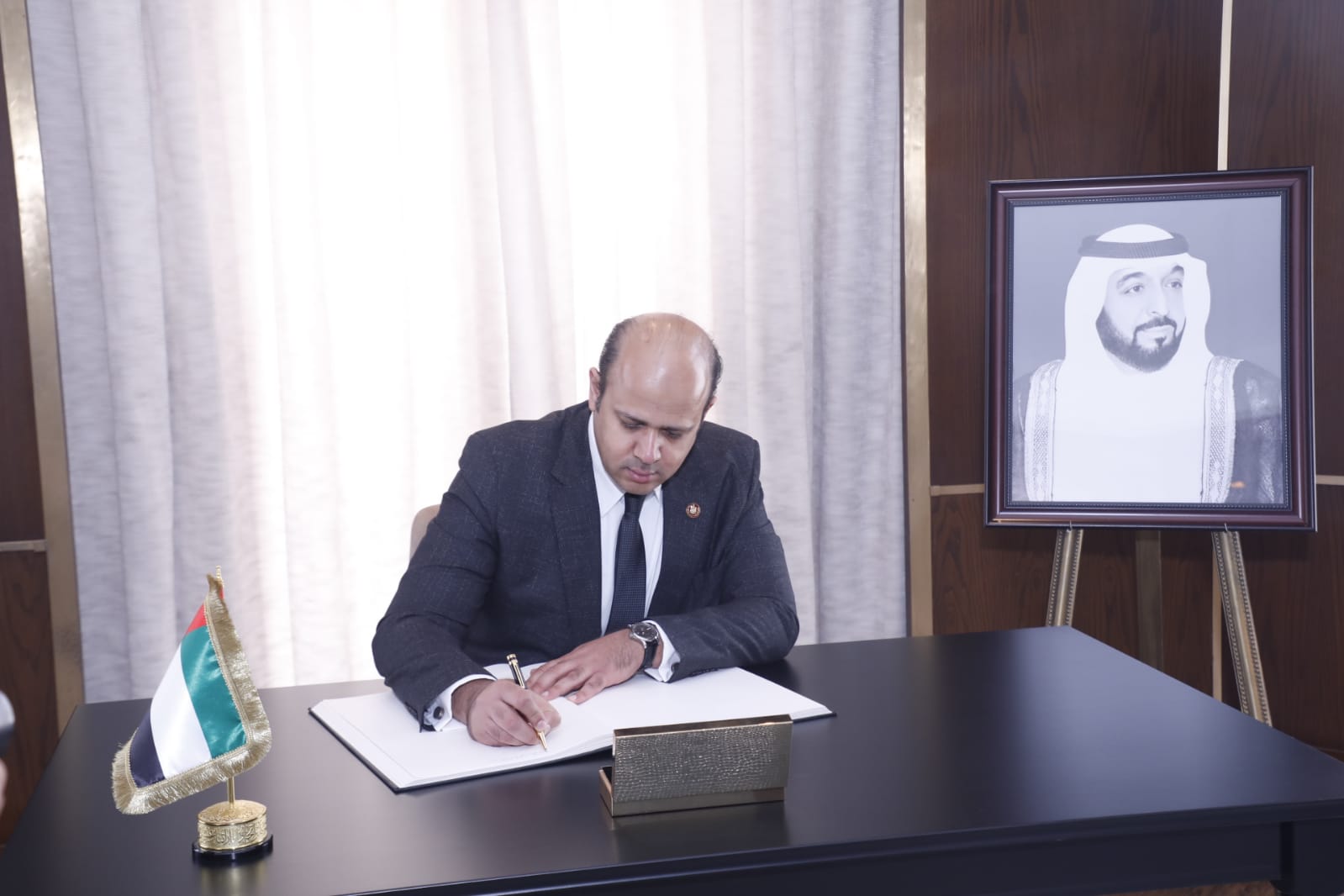 d324f42a-735f-4672-945d-849ae6f443d1