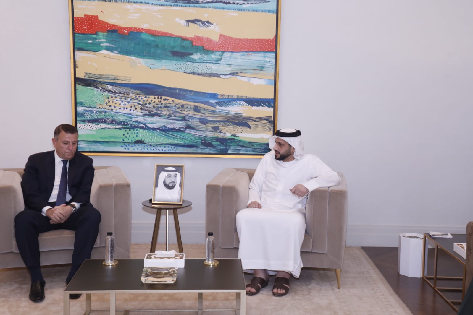 c2ce4c03-f393-405e-ba81-7a2ae4c0aa02