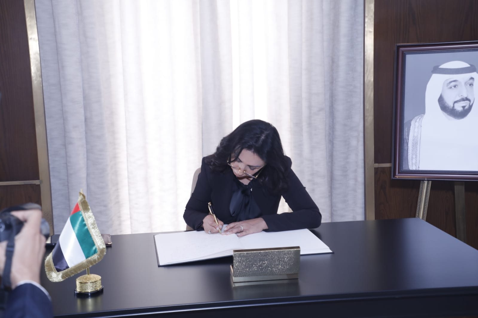 عزاء الشيخ خليفة بن زايد 6