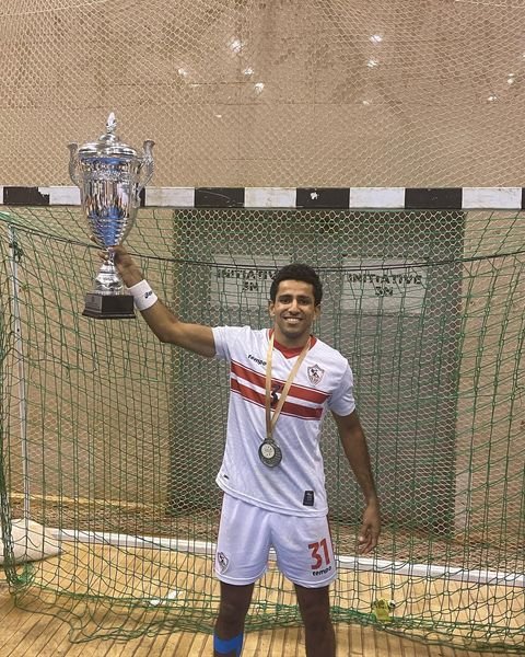 يد الزمالك (9)