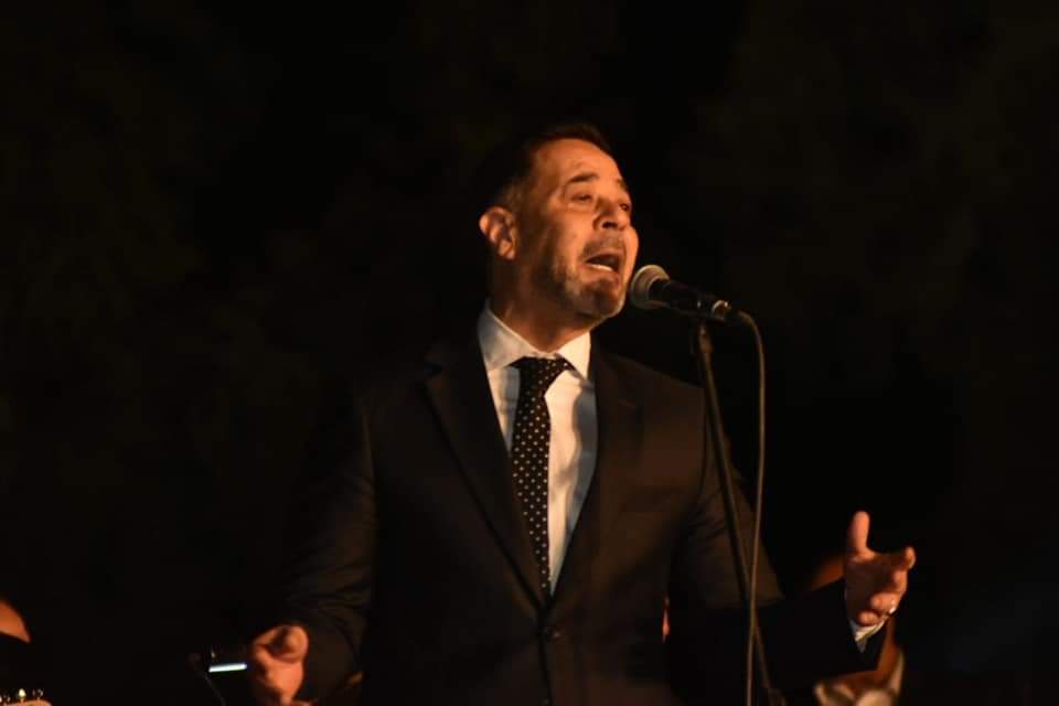 الفنان مدحت صالح 2