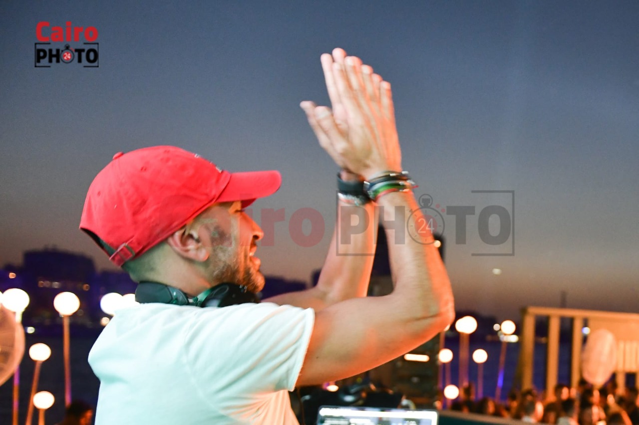 نجوم الفن والإعلام بسهرة ممشى مصر (30)