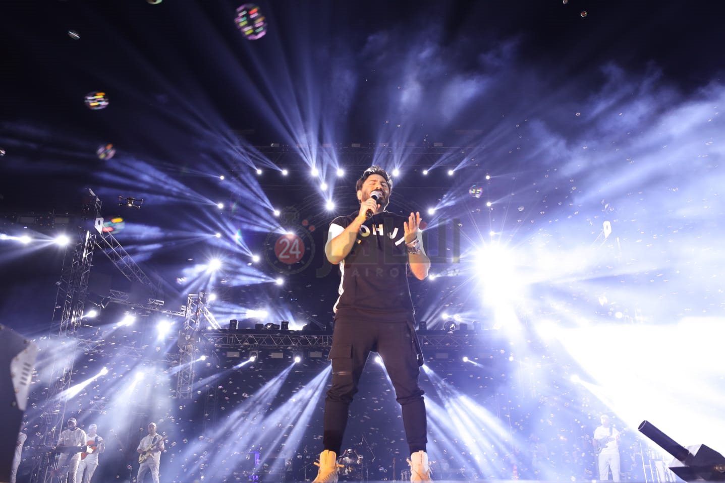 حفل تامر حسني8