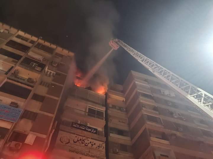 نشوب حريق بأحد الأبراج السكنية بأسيوط 