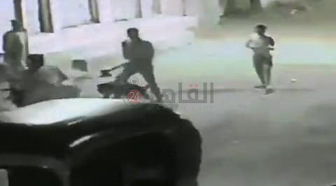 شخصين يعتديان على شاب بـ كلب وسيف في الشرقية 01