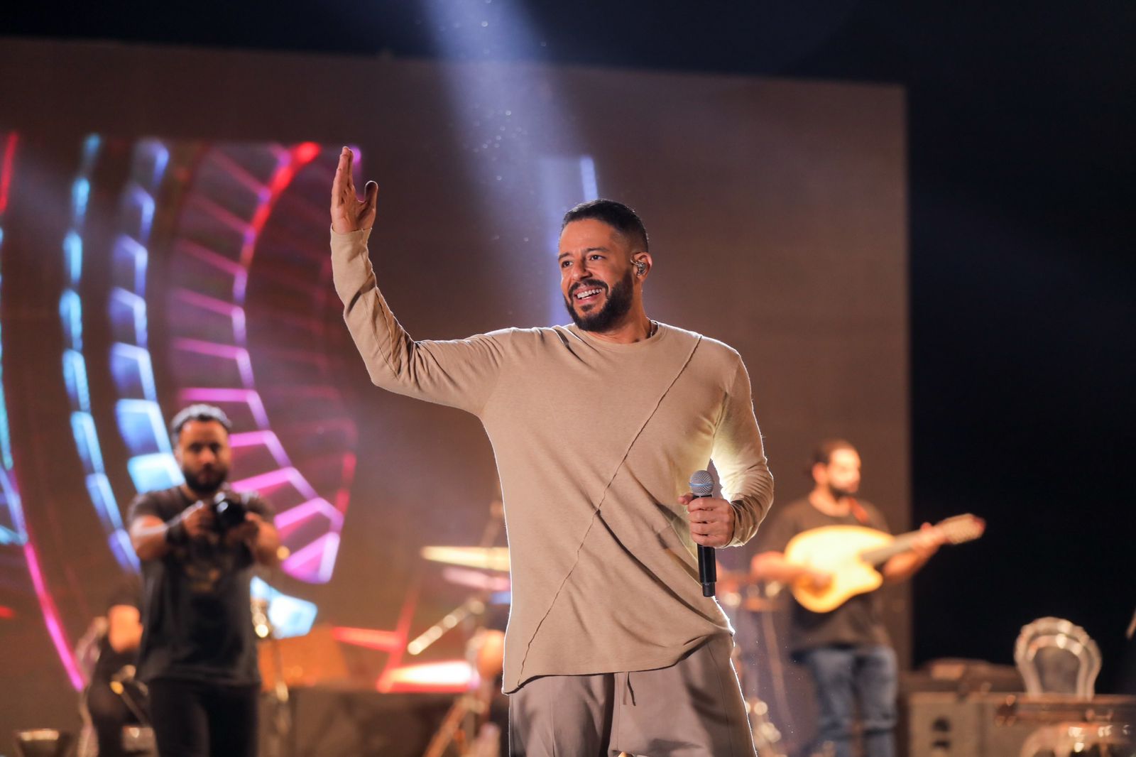 حفل حماقي في الأردن (2)