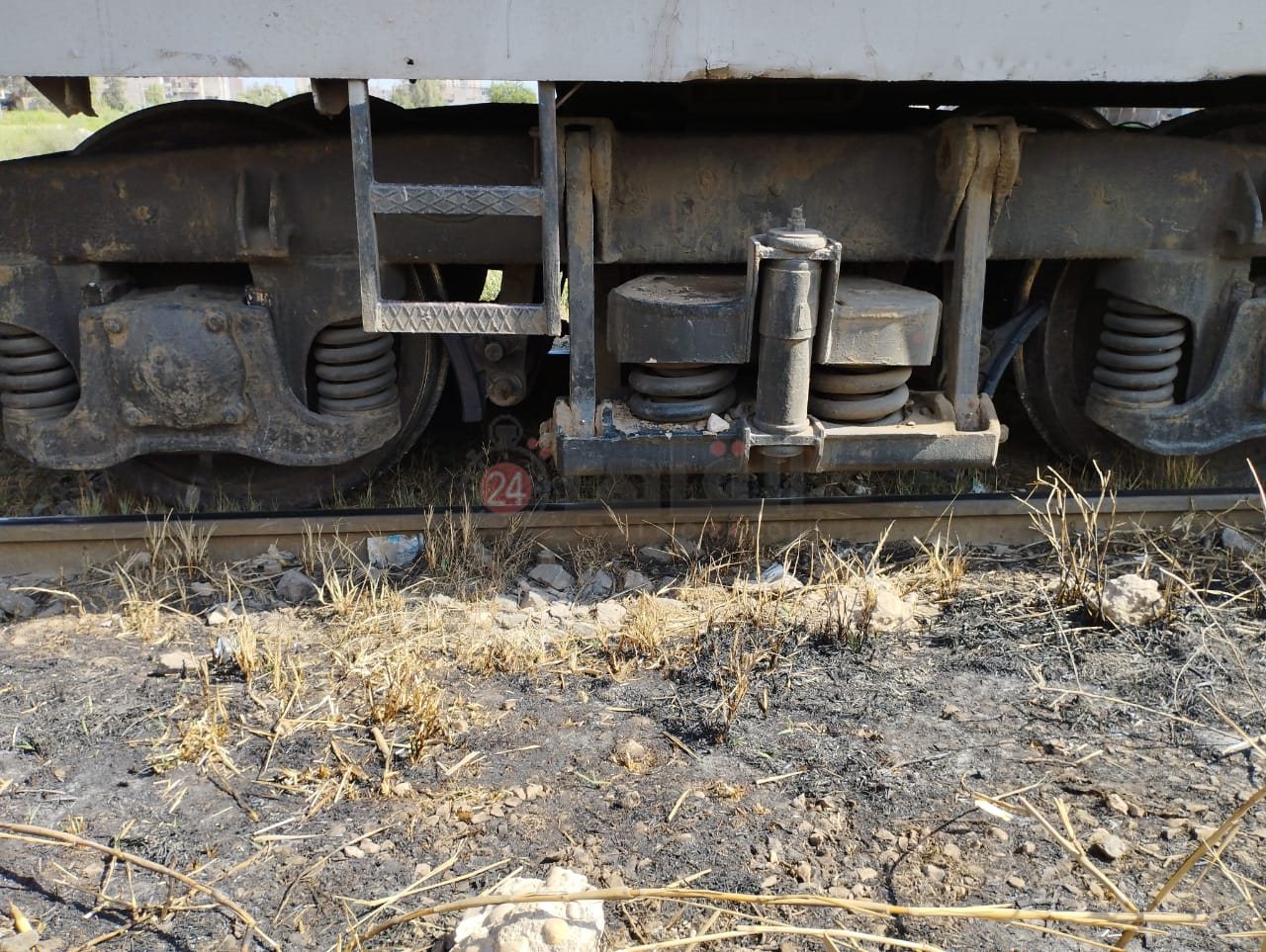 خروج قطار عن القضبان بكفر الشيخ 