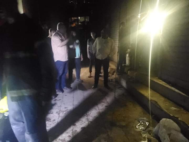 اندلاع حريق هائل في محل أقمشة بأسيوط