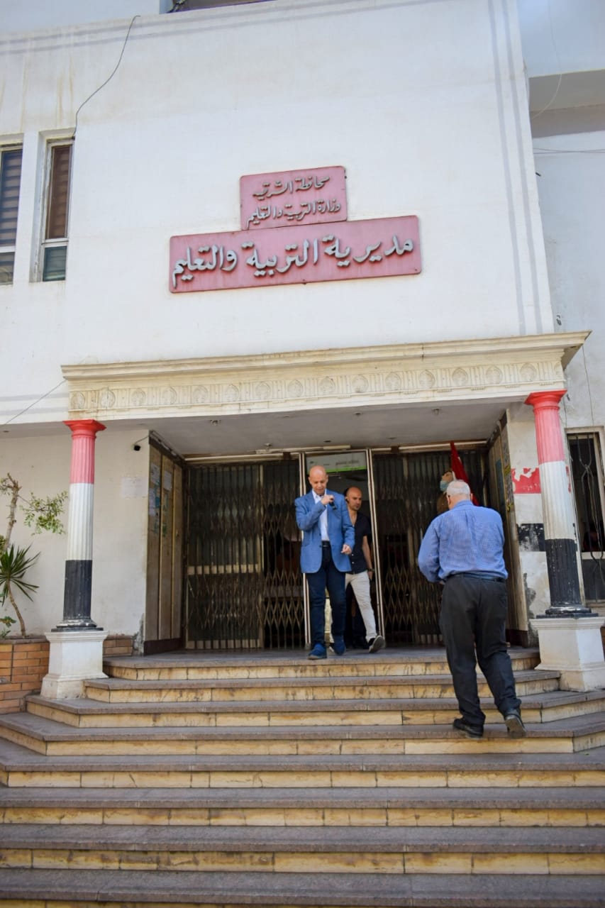 وكيل وزارة الصحة بالشرقية يُغادر مديرية التربية والتعليم