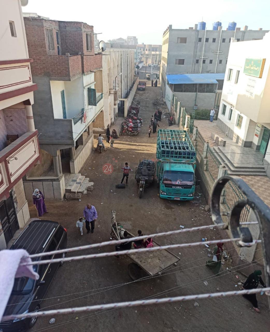 مستودع أنابيب بوتاجاز داخل الكتلة السكنية بالشرقية 05