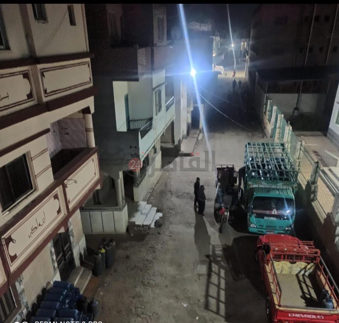 مستودع أنابيب بوتاجاز داخل الكتلة السكنية بالشرقية 09