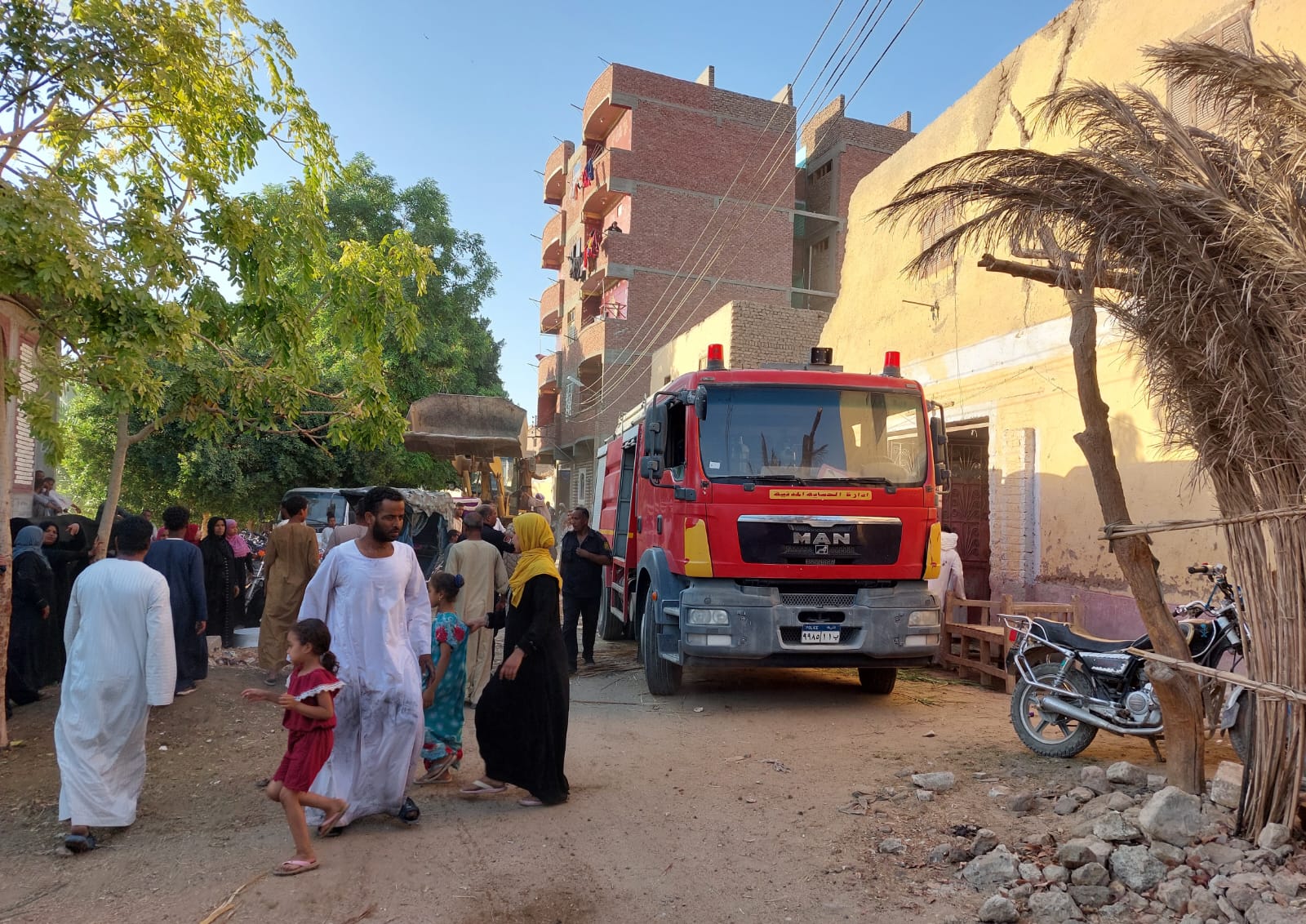 حريق قرية الدير بالأقصر 