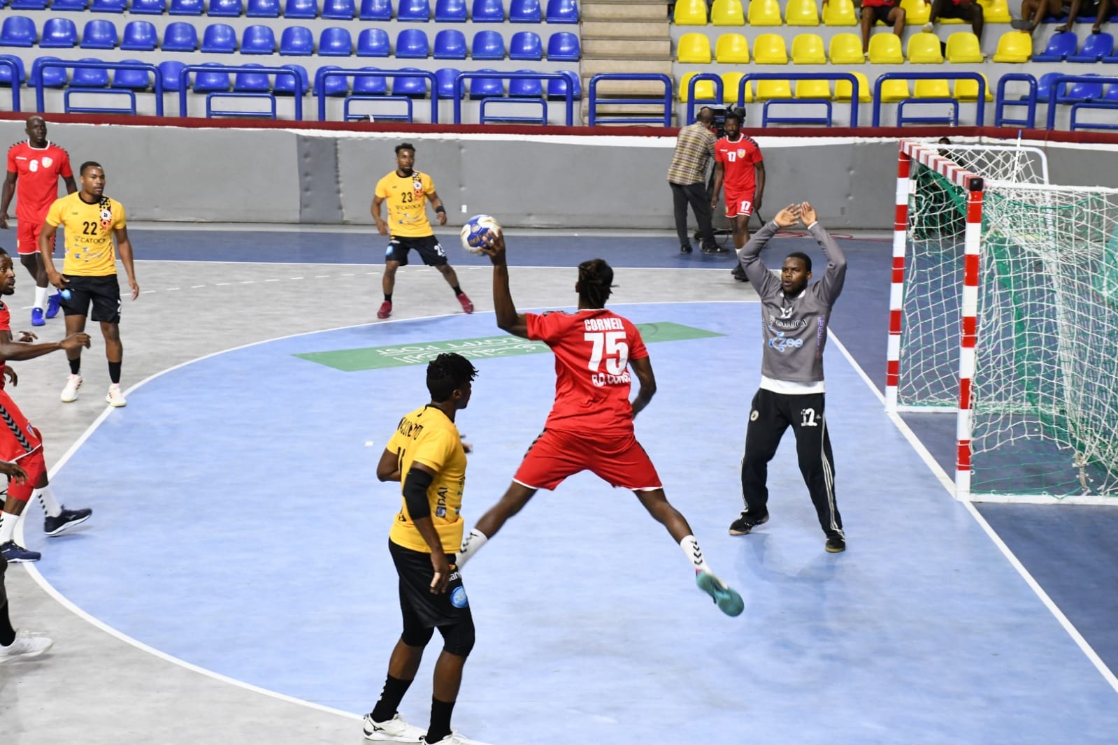 أنجولا والكونغو الديمقراطية (2)