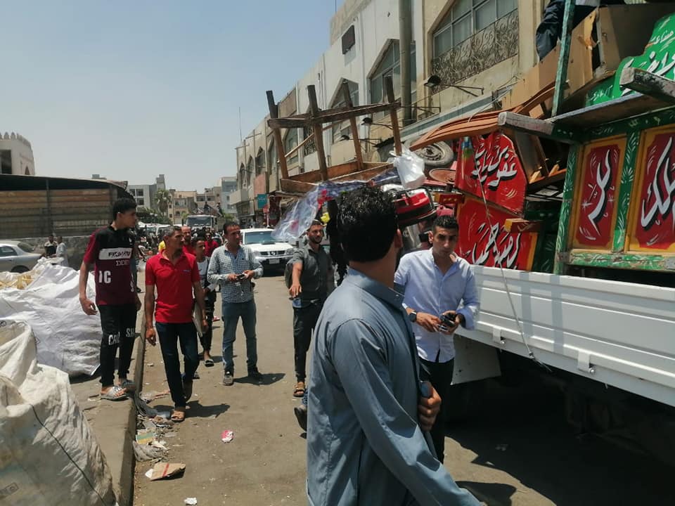 غلق وتشميع وإزالة مخالفات بالعاشر من رمضان 010