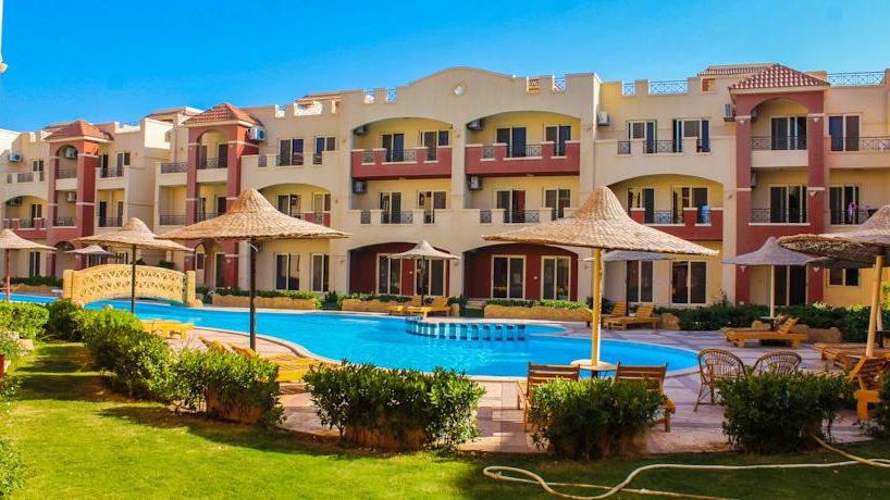 مواصلات العين السخنة من الجيزة 2025