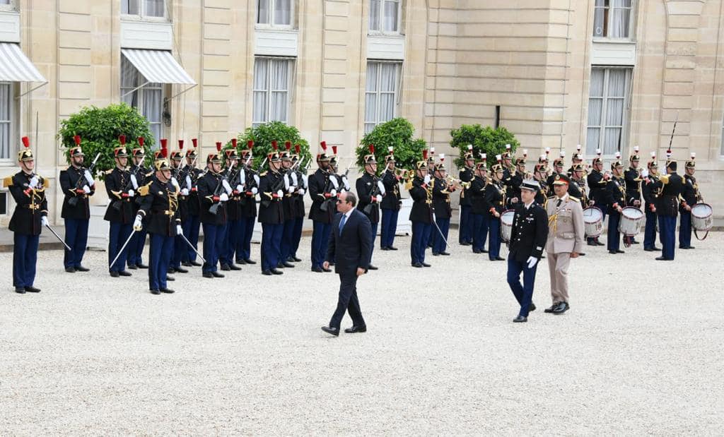 الرئيس السيسي ونظيره الفرنسي