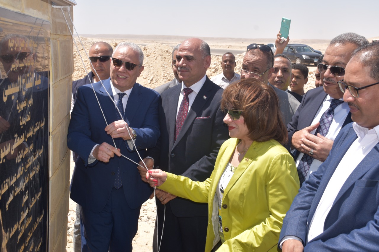 وضع حجر الأساس لإنشاء جامعة الأقصر والمستشفى الجامعي