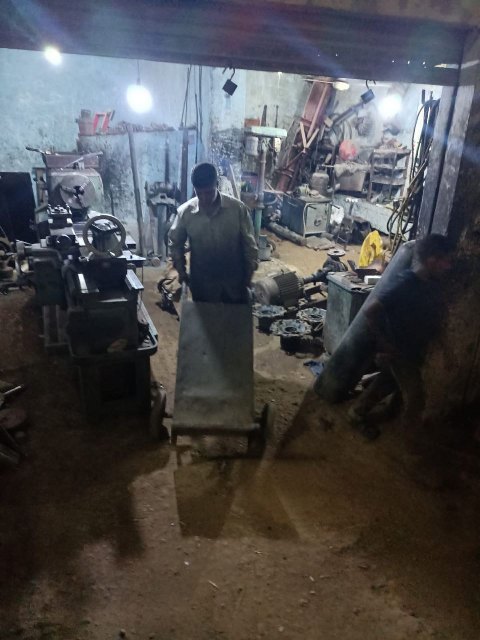 غلق وتشميع الورش المخالفة بالشرقية 03