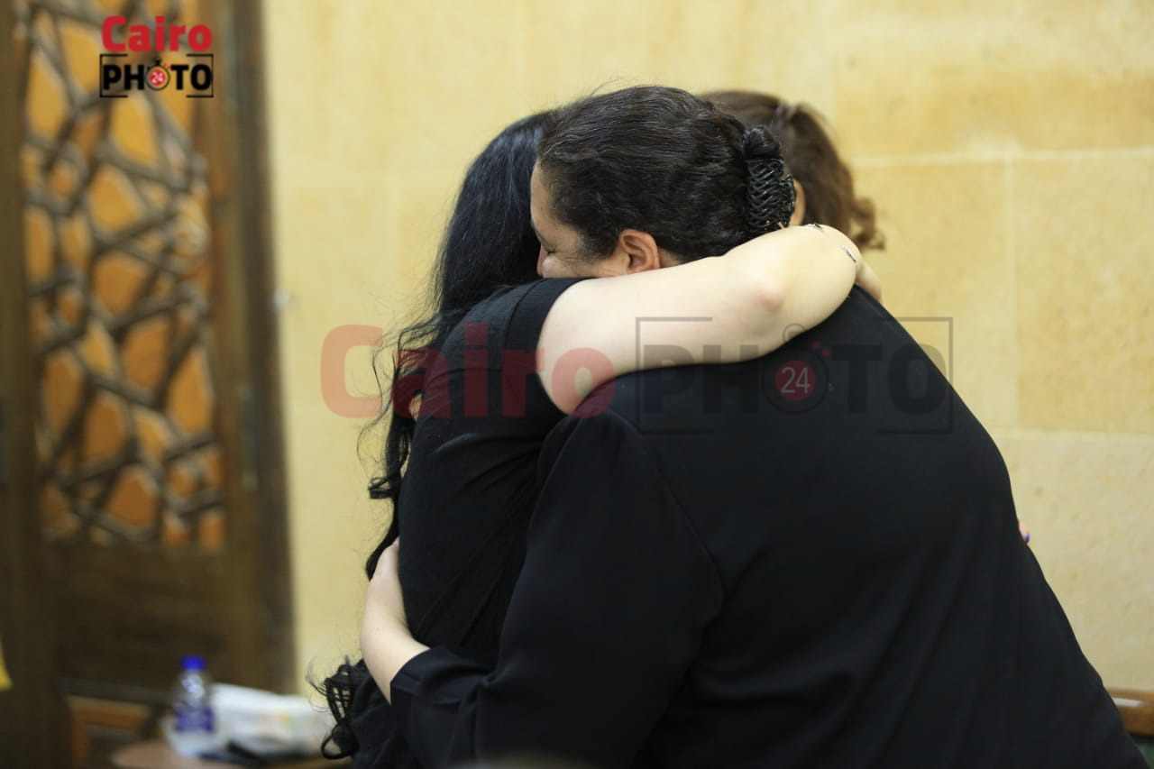 عزاء الفنانة رجاء حسين (10)