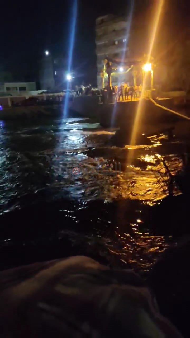 انهيار كوبري مشاه فوق ترعة بالشرقية 04