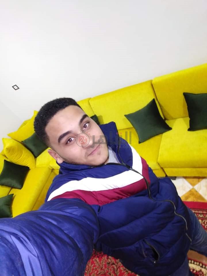 صورة الشاب المتوفى