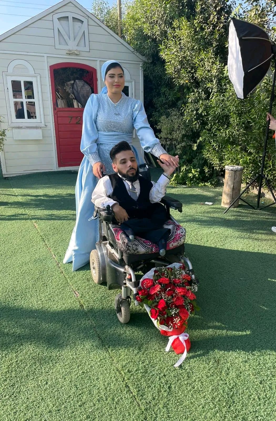 العروسين فادي وأماني خلال جلسة التصوير