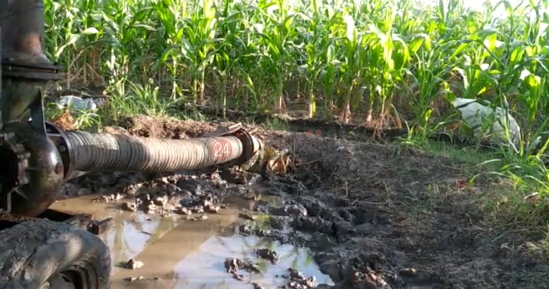 الري من خلال آبار المياه الجوفية