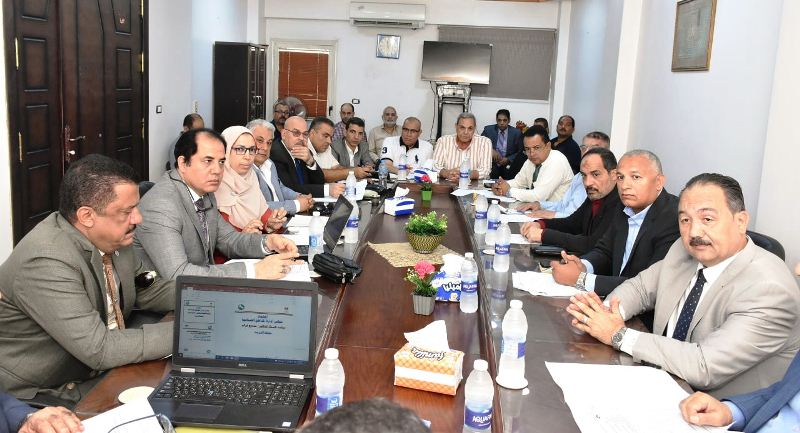 اجتماع محافظ الشرقية بـ مستثمري بلبيس 03