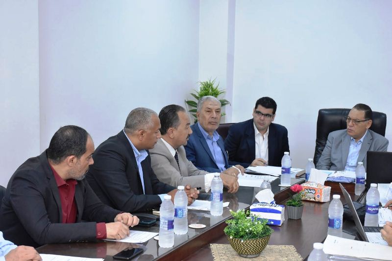 اجتماع محافظ الشرقية بـ مستثمري بلبيس 04