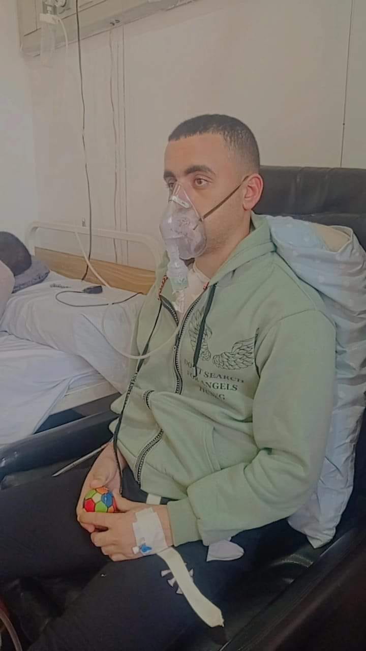 اللاعب أثناء رحلة العلاج