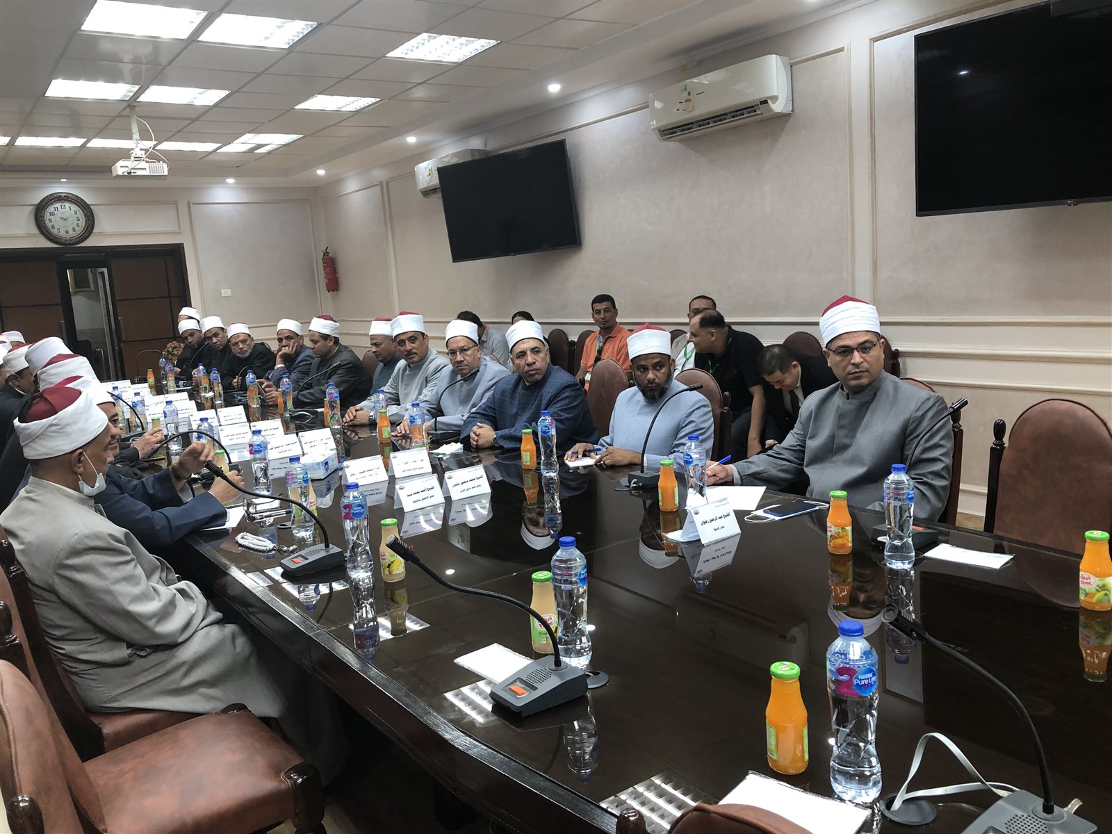 4E182D77-4238-4B28-A8C4-3DDC8613AFEA