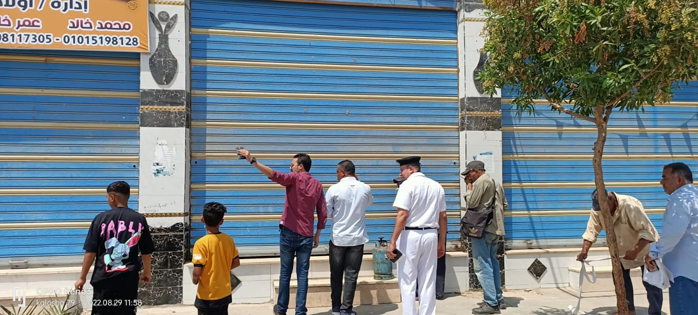 غلق وتشميع أنشطة تجارية مخالفة في العاشر من رمضان 03