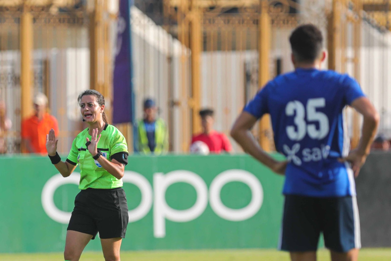 شاهندا مغربي - فاركو وسموحة (1)