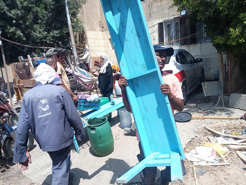 غلق أنشطة تجارية مخالفة بالعاشر من رمضان 02