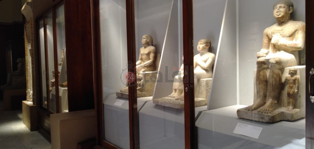 الانتهاء من تحديث إضاءة فتارين القطع الأثرية (6)