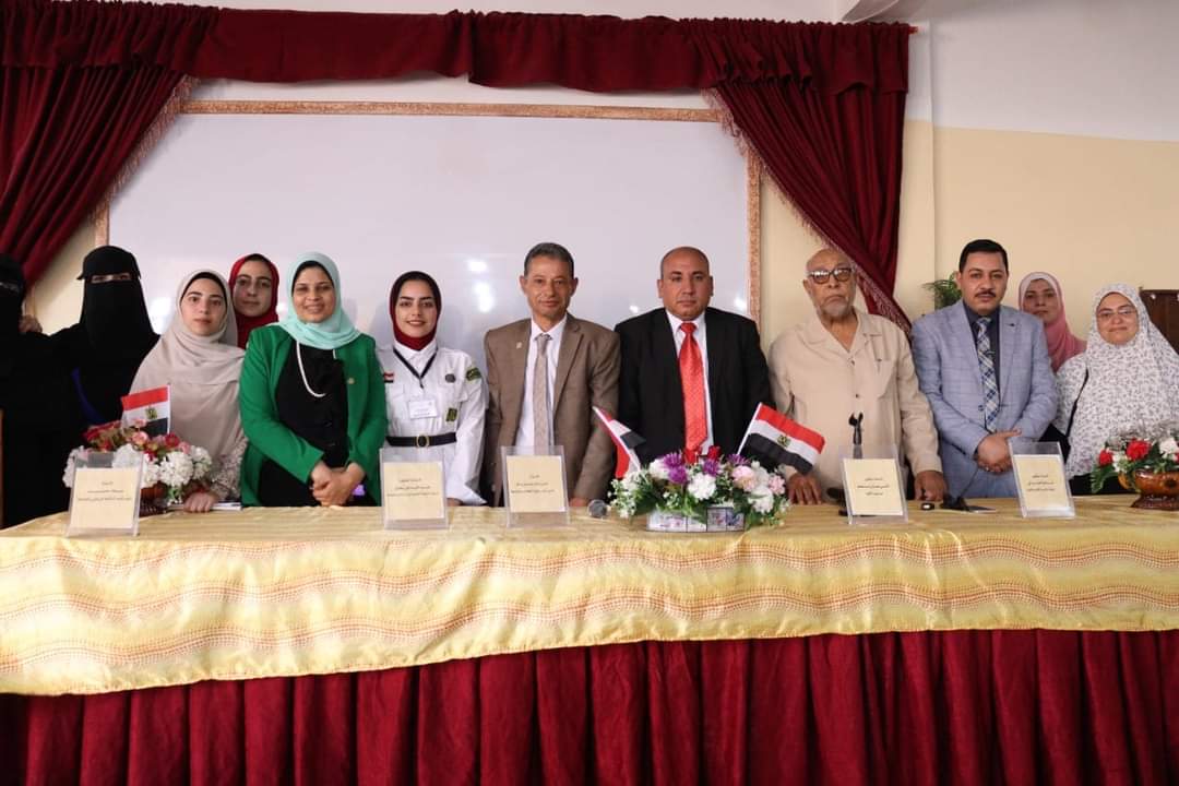     احتفالية استقبال للطالبات بكلية الدراسات الإسلامية 