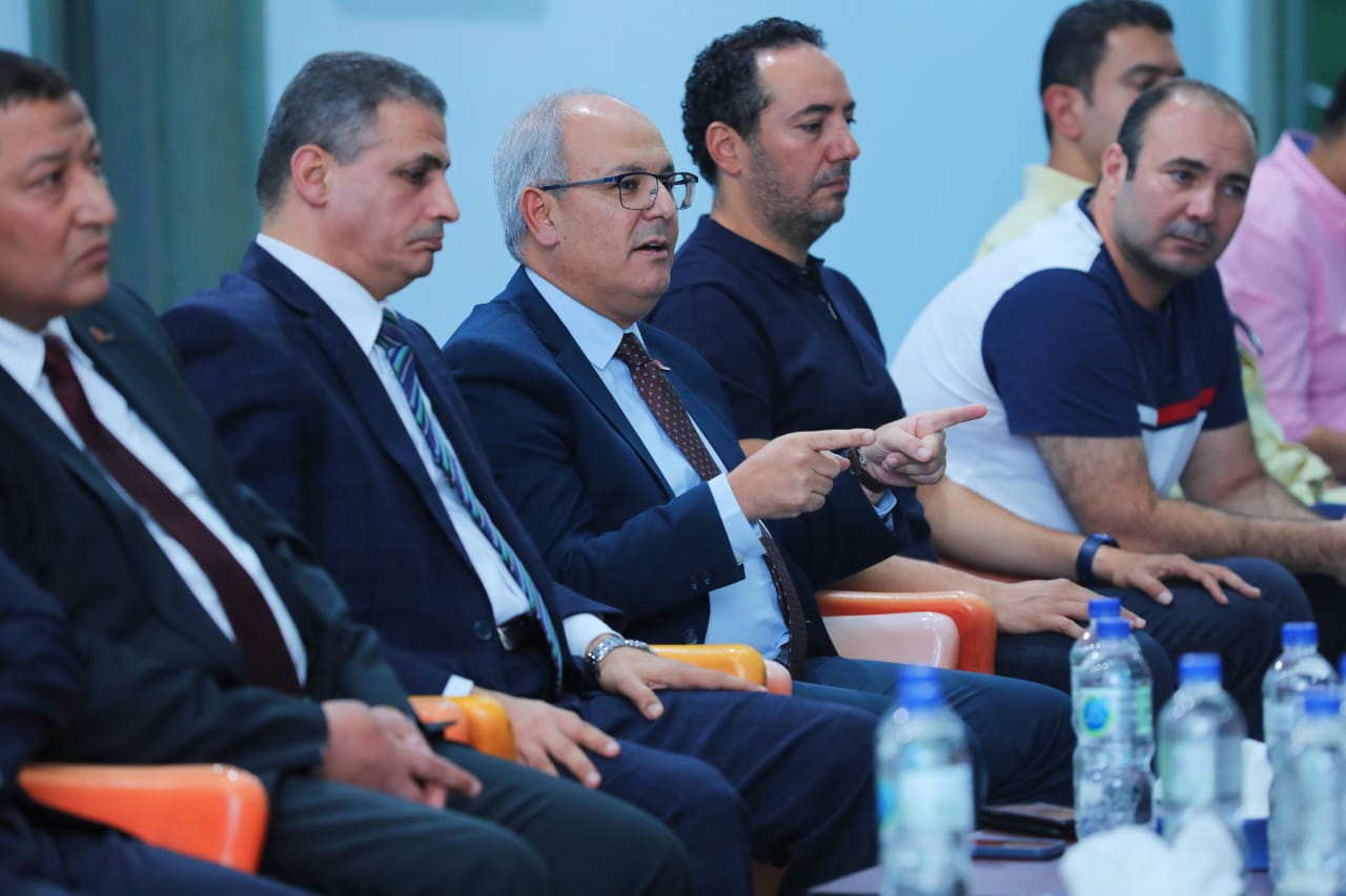 فريق بتروجيت (5)