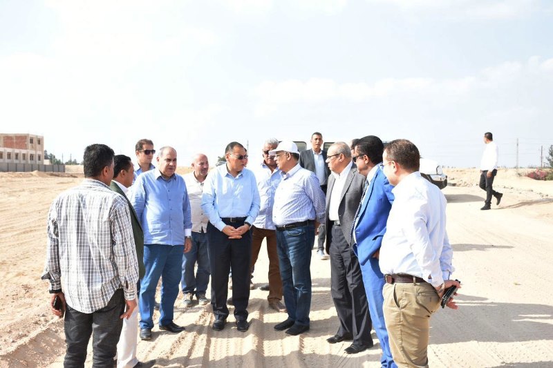 محافظ الشرقية يتفقد أرض مقلب بلبيس الجديد 02