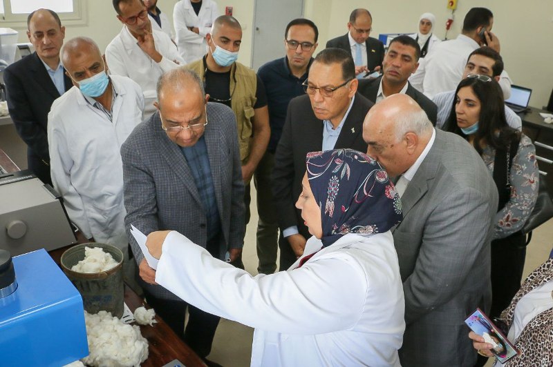 زيارة وزير قطاع الأعمال العام للشرقية 01