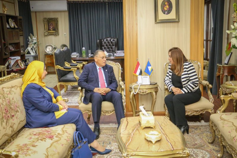 محافظا الشرقية ودمياط 012